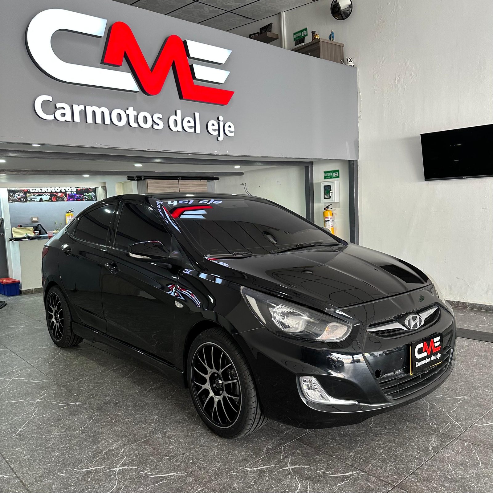 Hyundai i25 2013